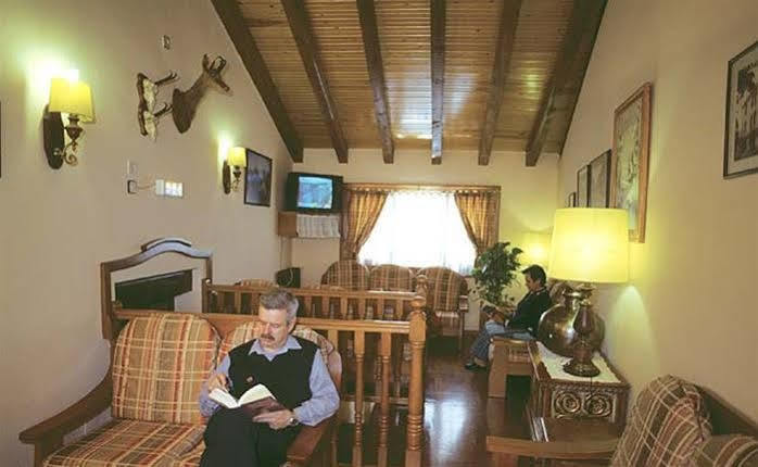 Hotel Avenida Бенаске Экстерьер фото
